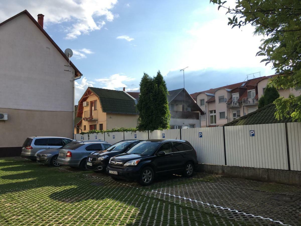 Zoli Apartmanok-anna Koelcsey 32 Appartement